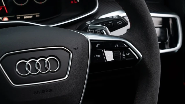 Audi RS6 (73 Reg) 4.0TFSI V8 Performance Carbon Vorsprung Quattro (URBAN) Image 6
