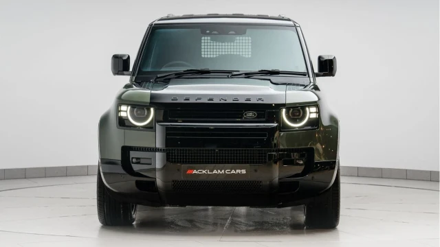 Land Rover Defender (75 Reg) 110 3.0 D350 X Hard Top Commercial Hard Top Commercial (+VAT) Image 6