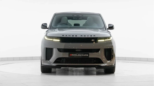 Land Rover Range Rover Sport (75 Reg) 4.4 V8 P635 SV Edition Two (VAT Q) Image 5
