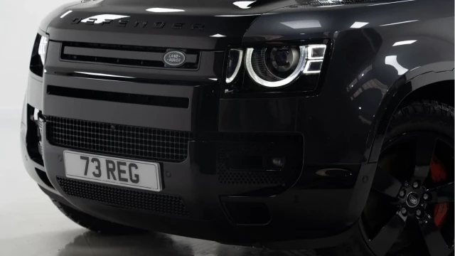 Land Rover Defender (73 Reg) 110 3.0 D300 X Hard Top Commercial (+VAT) Image 4
