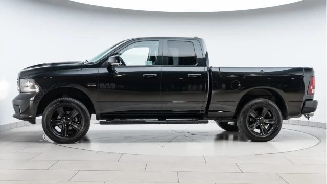 Dodge RAM (68 Reg) 1500 Classic 5.7 V8 Hemi Sport (VAT Q) Image 4