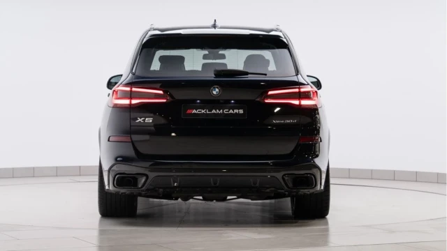BMW X5 (72 Reg) 3.0 30D M Sport xDrive Image 4