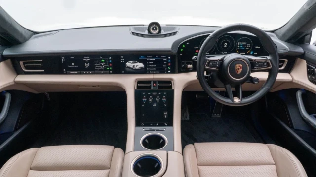 Porsche Taycan (70 Reg) Turbo S Image 3