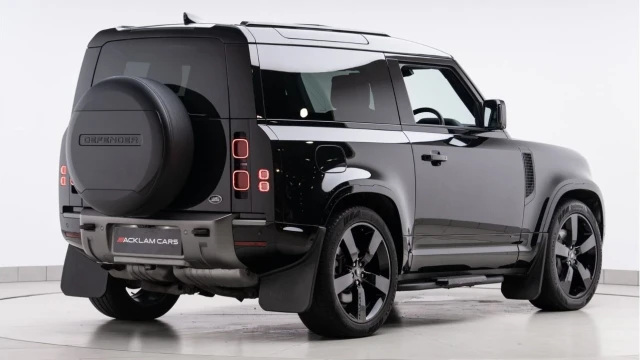 Land Rover Defender (21 Reg) 90 3.0 D250 X-Dynamic HSE Image 5