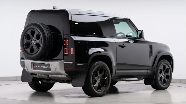 Land Rover Defender (24 Reg) 90 3.0 D250 Hard Top Commercial (5 Seat) (+VAT) Image 6