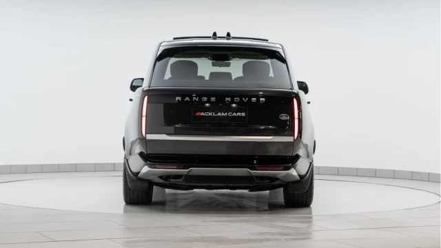 Land Rover Range Rover (72 Reg) 4.4 V8 P530 Autobiography Image 5