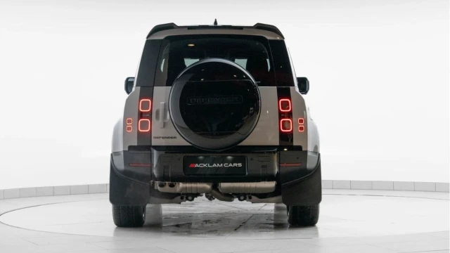 Land Rover Defender (75 Reg) 110 3.0 D250 S (Black Pack) Image 5