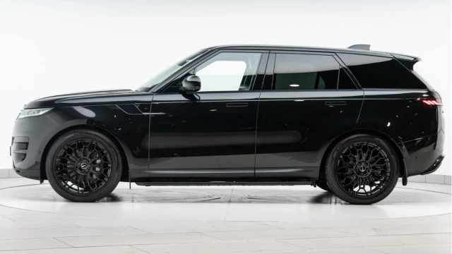 Land Rover Range Rover Sport (23 Reg) 3.0 D300 SE Image 4