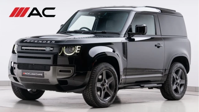 Land Rover Defender (25 Reg) 90 3.0 D250 X-Dynamic SE Hard Top Commercial (+VAT) Image 1