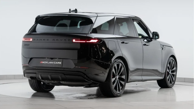 Land Rover Range Rover Sport (73 Reg) 3.0 D350 Autobiography (Black Pack) Image 6