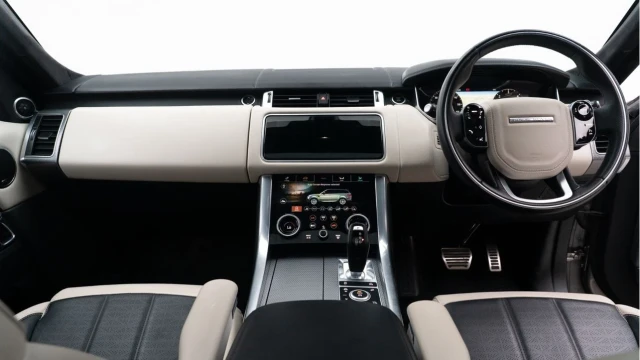 Land Rover Range Rover Sport (71 Reg) 3.0 D300 Autobiography Dynamic Image 2