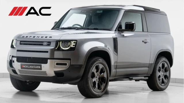 Land Rover Defender (24 Reg) 90 3.0 D250 SE Hard Top Commercial (3 Seat) (+VAT) Image 1
