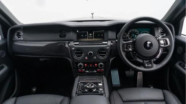 Rolls-Royce Cullinan (23 Reg) 6.8 V12 Black Badge Image 2