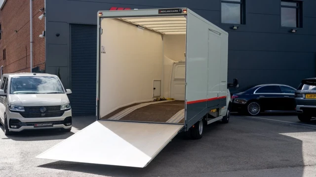 Mercedes-Benz Sprinter (22 Reg) 519 2.0CDI Progressive (Car Transporter) Image 2