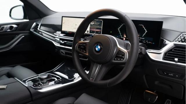 BMW X5 (25 Reg) 3.0 30D M Sport xDrive Image 8