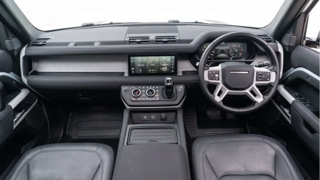 Land Rover Defender (22 Reg) 110 3.0 D250 XS Edition Image 2