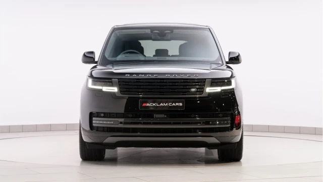 Land Rover Range Rover (74 Reg) 3.0 D350 HSE (Shadow Pack) Image 5