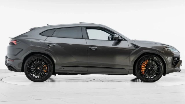 Lamborghini Urus (25 Reg) 4.0 V8 SE Hybrid Image 6