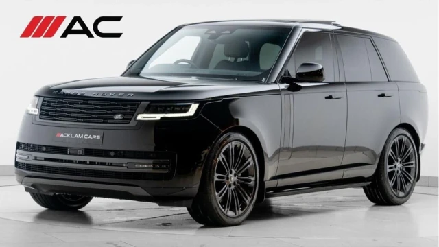 Land Rover Range Rover (75 Reg) 3.0 D300 Edition Image 1
