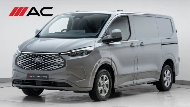 Ford E-Transit Custom (25 Reg) 320 Limited (Electric) Image 1