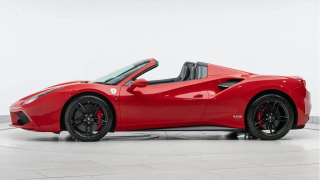 Ferrari 488 (67 Reg) 3.9 V8 Spider (Atelier) Image 8