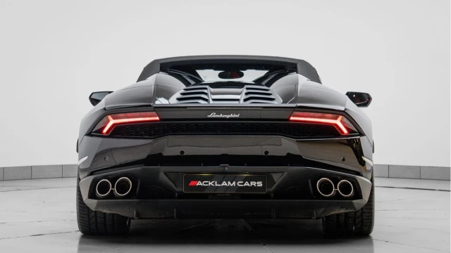 Lamborghini Huracan (17 Reg) 5.2 V10 LP 610-4 Spyder Image 5