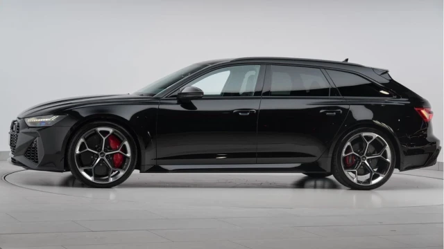 Audi RS6 (73 Reg) 4.0TFSI V8 Performance Carbon Vorsprung Quattro Image 4