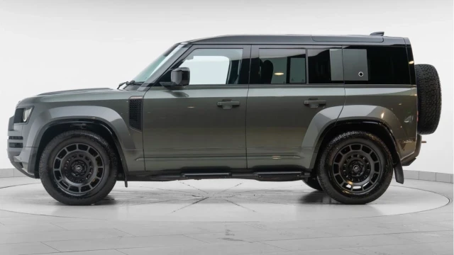 Land Rover Defender (25 Reg) 110 4.4 V8 P635 Octa Edition One Image 4