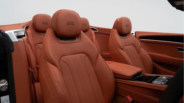 Bentley Continental (25 Reg) GTC 4.0 V8 Black Edition Hybrid Convertible Image 3