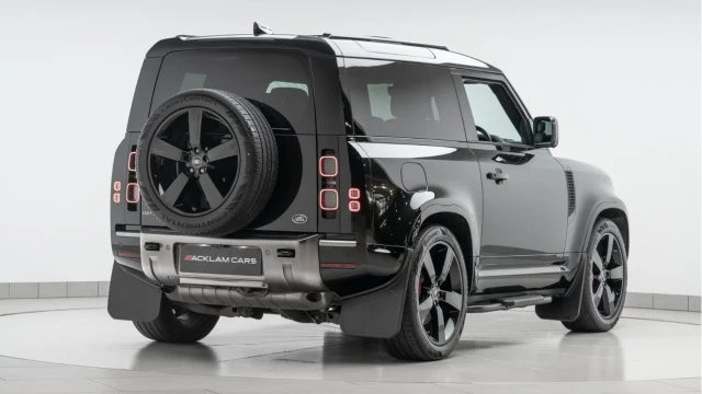 Land Rover Defender (21 Reg) 90 3.0 P400 X Image 7