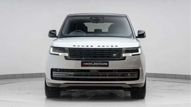 Land Rover Range Rover (25 Reg) 3.0 D350 HSE (Shadow Pack) Image 4