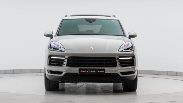 Porsche Cayenne (72 Reg) 3.0 V6 Platinum Edition Image 7