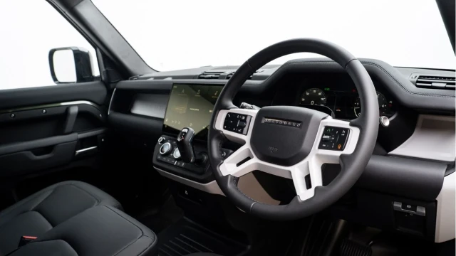 Land Rover Defender (75 Reg) 90 3.0 D250 S Hard Top Commercial (3 Seat) (+VAT) Image 2