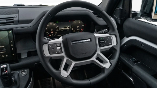 Land Rover Defender (74 Reg) 90 3.0 D350 S (Bespoke) (VAT Q) Image 8