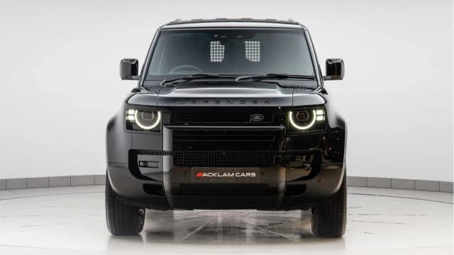 Land Rover Defender (75 Reg) 110 3.0 D250 S Hard Top Commercial (3 Seat) (+VAT) Image 5