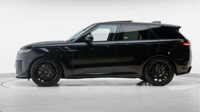 Land Rover Range Rover Sport (24 Reg) 4.4 V8 P635 SV Edition One Image 4