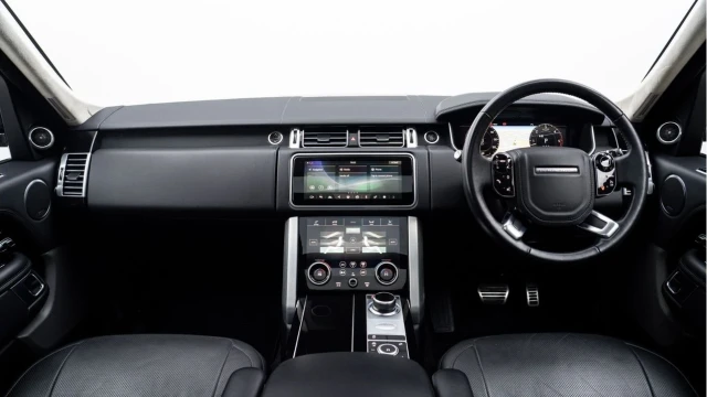 Land Rover Range Rover (70 Reg) 3.0SDV6 Westminster (Black Pack) Image 2