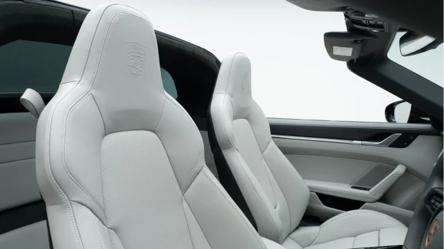 Porsche 911 (74 Reg) 3.0 Targa 4 PDK Image 3