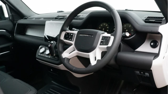 Land Rover Defender (25 Reg) 110 3.0 D250 S Hard Top Commercial (3 Seat) (Bespoke URBAN) (+VAT) Image 2