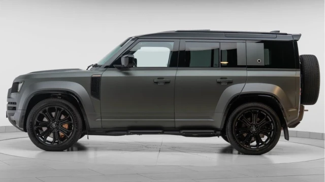 Land Rover Defender (25 Reg) 4.4 V8 P635 Octa Edition One Image 4