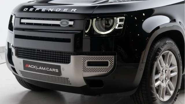 Land Rover Defender (25 Reg) 110 3.0 D250 S (7 Seat) Image 7