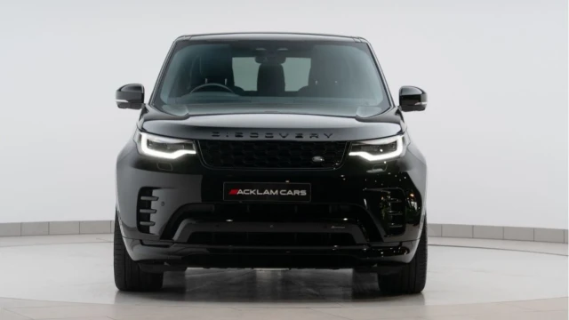 Land Rover Discovery (73 Reg) 3.0 D300 R-Dynamic SE Image 4