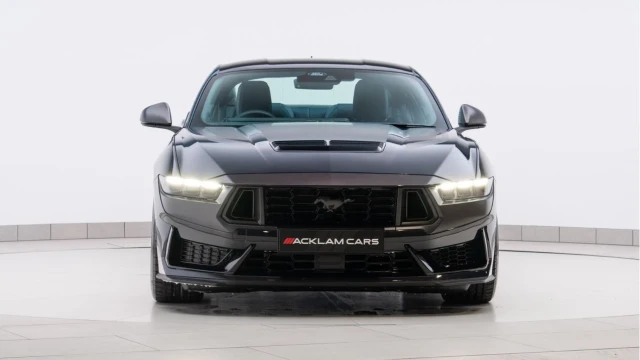Ford MUSTANG (74 Reg) 5.0 V8 Dark Horse Fastback Image 6