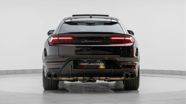 Lamborghini Urus (75 Reg) 4.0 V8 SE Hybrid Image 5