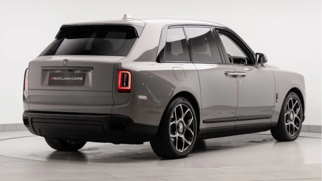 Rolls-Royce Cullinan (73 Reg) 6.8 V12 Black Badge Image 6