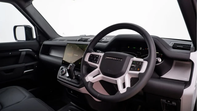 Land Rover Defender (75 Reg) 110 3.0 D250 S Hard Top Commercial (3 Seat) (+VAT) Image 2