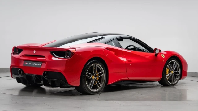 Ferrari 488 (16 Reg) 3.9 V8 GTB (Atelier) Image 7