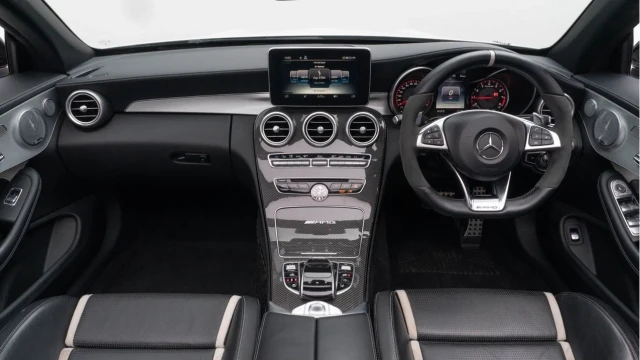 Mercedes-Benz AMG C63 S (66 Reg) 4.0 V8 Premium Convertible Image 2