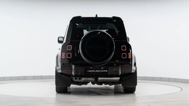 Land Rover Defender (24 Reg) 110 3.0 D250 XS Edition (Obsidian) Image 5