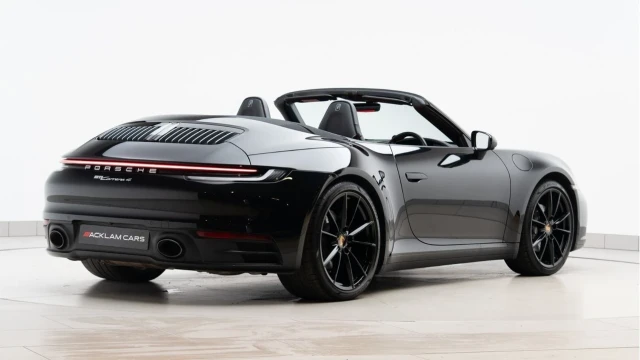 Porsche 911 (21 Reg) 3.0 Carrera 4 Convertible Image 5